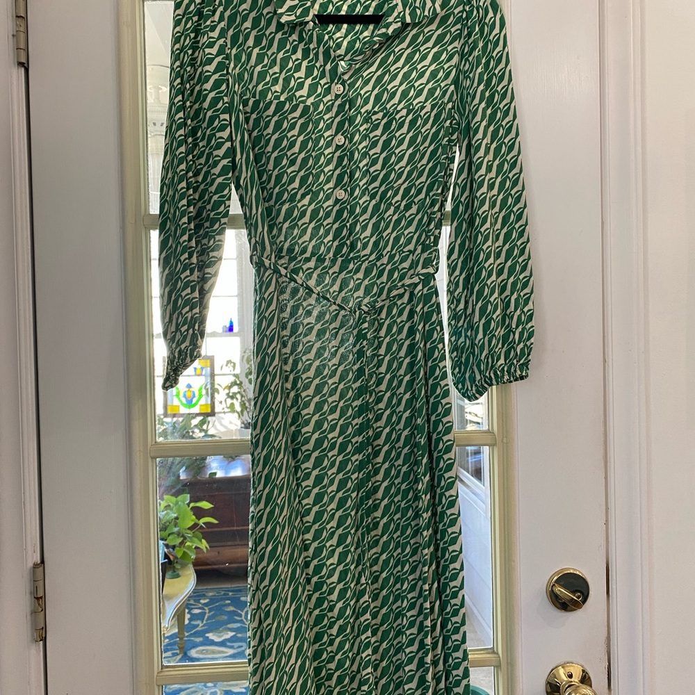 Zara vibrant green and cream colored geometric print midi dress - Picture 3 of 10